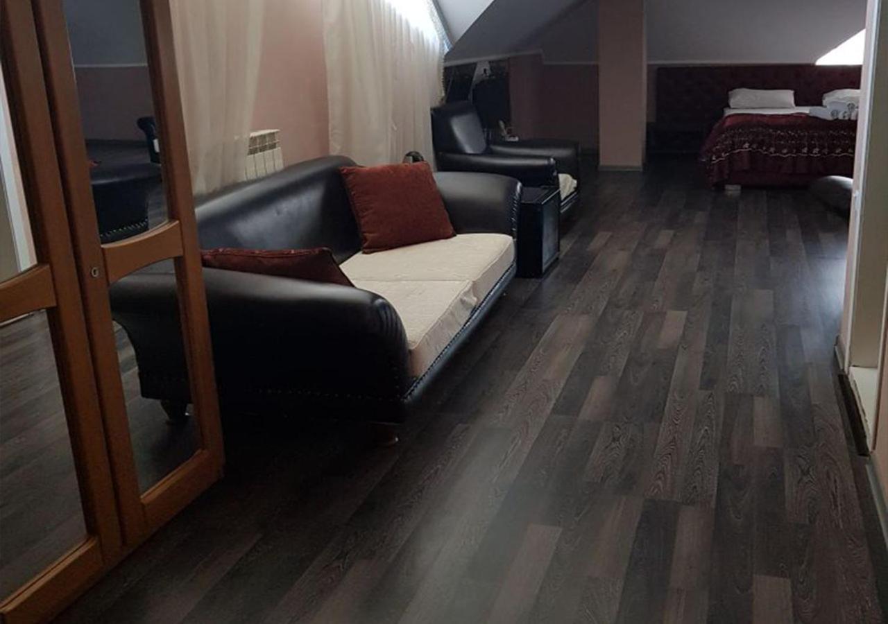 Emperum Nelson Hotel Кишинів Екстер'єр фото
