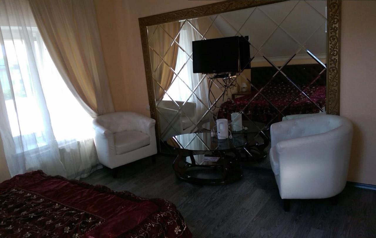 Emperum Nelson Hotel Кишинів Екстер'єр фото