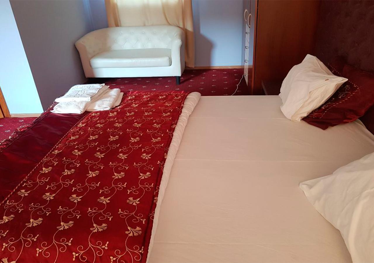 Emperum Nelson Hotel Кишинів Екстер'єр фото